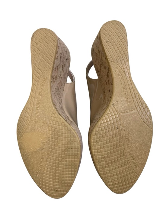 Stuart Weitzman Women’s Adobe Nude Patent Leather Peep-Toe Wedge Slingbacks 7.5 - Picture 7 of 8